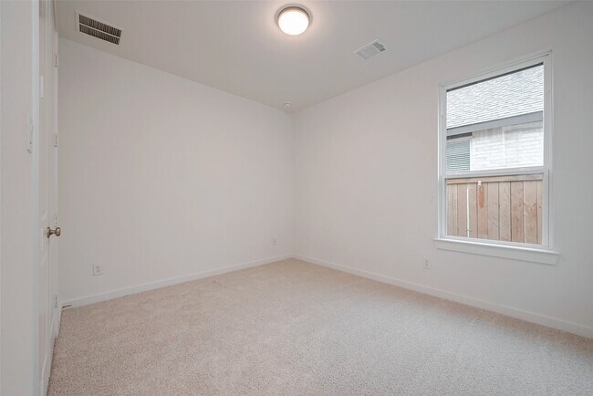 Building Photo - 11430 Gossamer Wing Ln