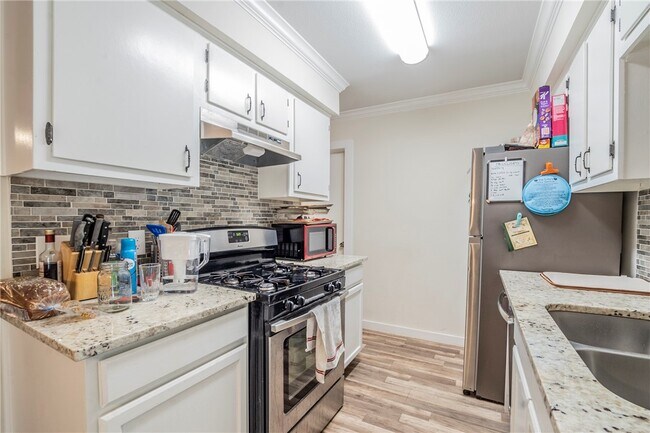 Building Photo - 10622 Golden Quail Dr