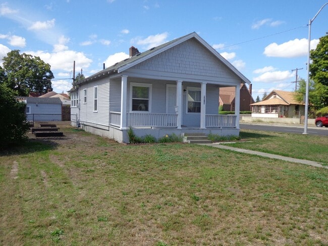 Building Photo - 4619 N Howard St