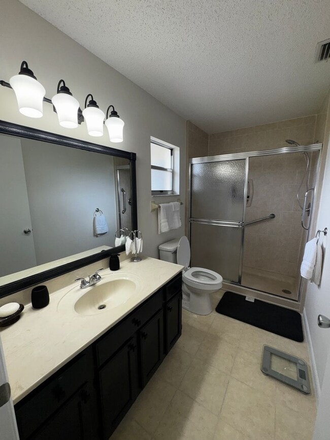 Building Photo - Active 55+ Living in On Top of the World – 2BR/2BA Villa with Resort-Style Amenities!