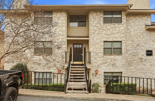 Building Photo - 7738 Chalmers Ave