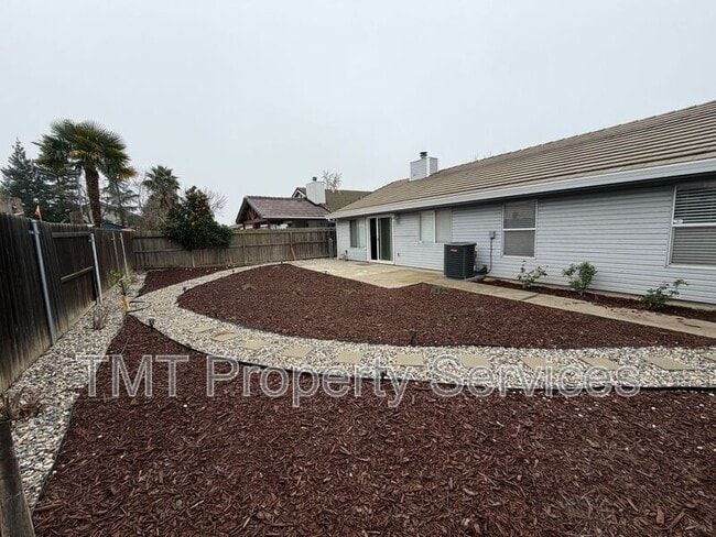 Building Photo - 8587 New Island Way