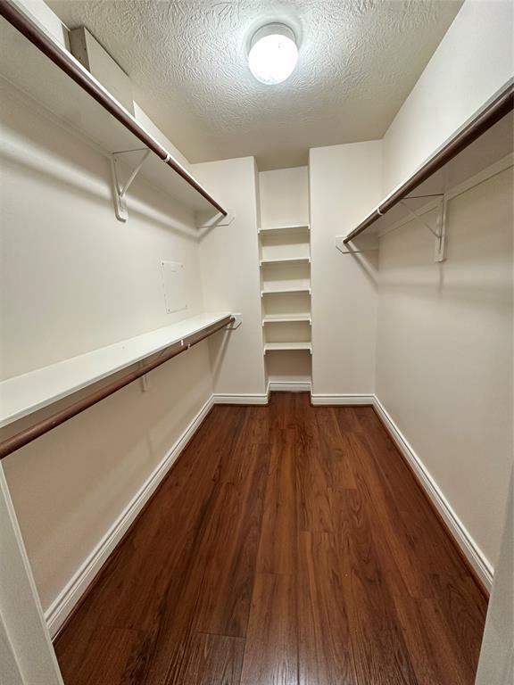 Building Photo - 3417 Clearview Cir