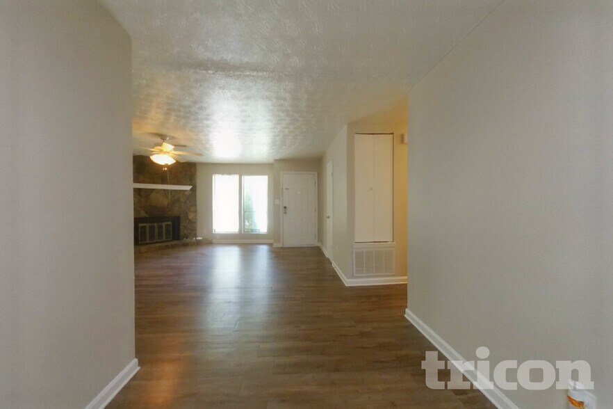 Building Photo - 724 Jacksons Mill Way NW