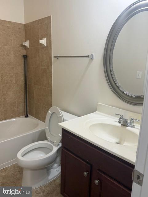 Building Photo - 165 Royal Ct