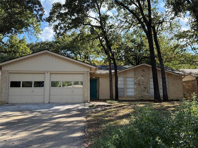 Building Photo - 5400 Holly Trail