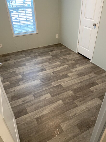 Building Photo - 2267 S Sheeran Dr