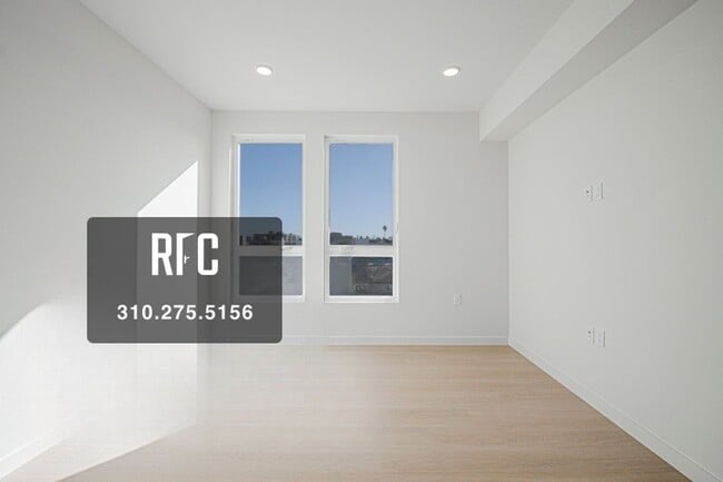 Building Photo - Welcome to the Gramercy