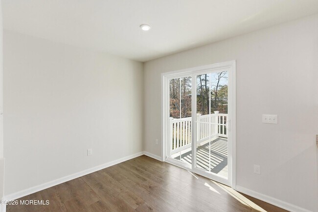 Building Photo - 604 Cyprus Ct