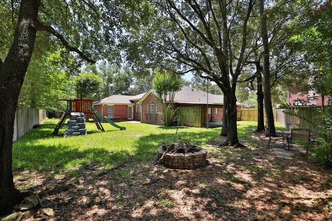 Building Photo - 25215 Aughton Dr