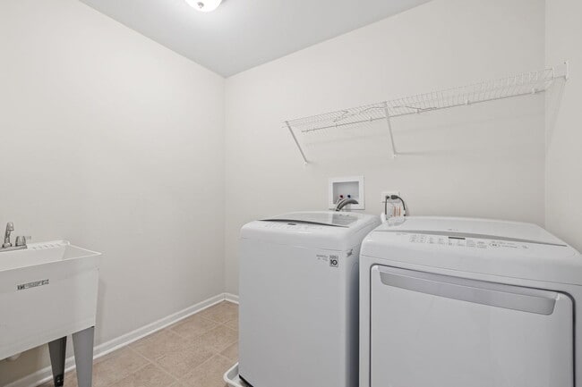 Building Photo - 1523 Bayou Path Dr