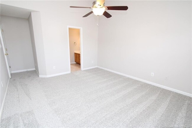 Building Photo - 101 Lake Meadow Dr