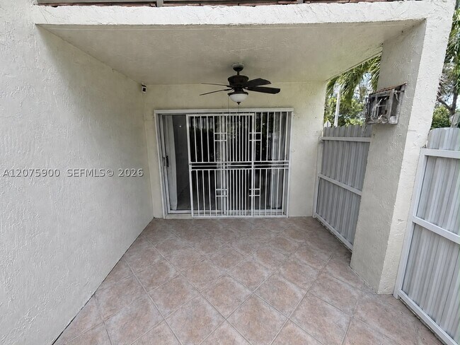 Building Photo - 1195 NW 125th Ct