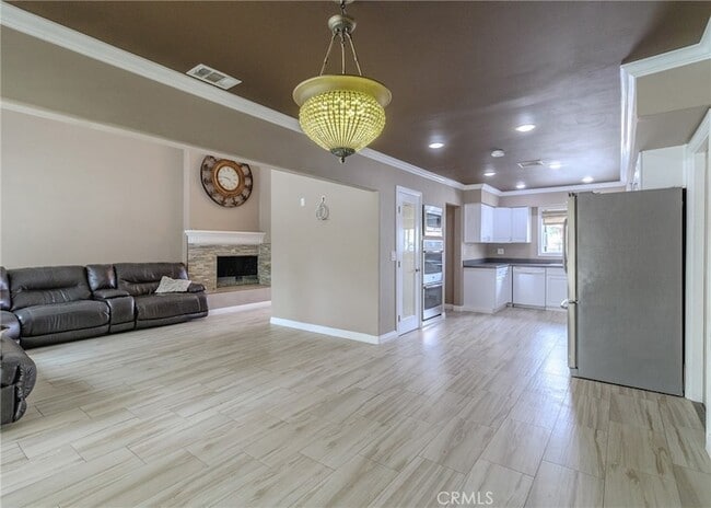 Building Photo - 1208 N Earl Cir