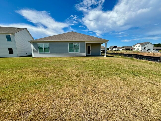 Building Photo - 505 Saddlewood Cv