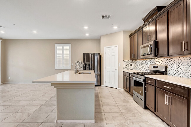 Building Photo - 3017 Termini Ave