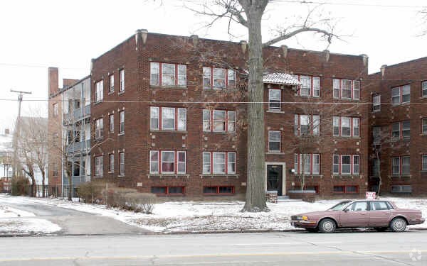 Building Photo - 12009 Clifton Blvd