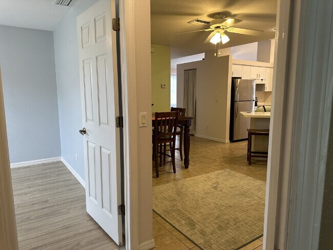 Building Photo - You'll love this charming 3/2/2 home in th...
