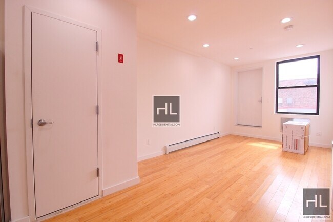 Building Photo - NEWLY CONSTRUCTED BRAND NEW 1 BEDROOM UTIC...