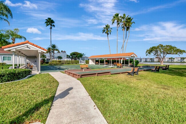 Building Photo - 6100 Waldwick Cir