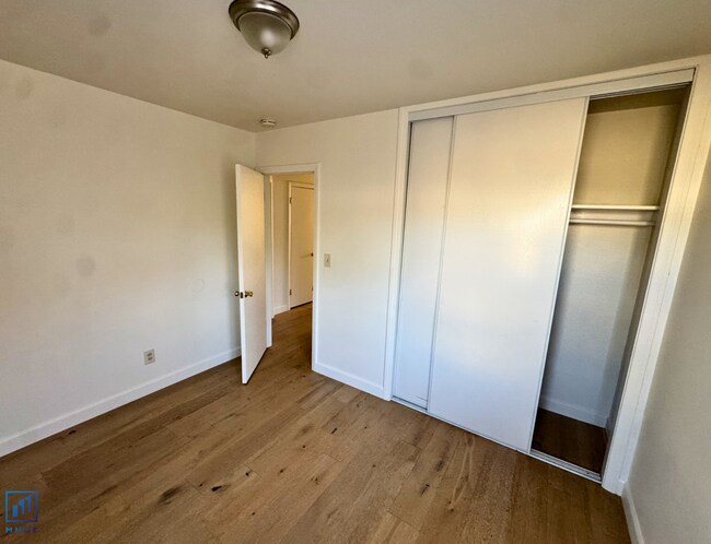 Building Photo - Woodlawn