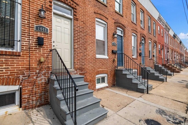 Building Photo - 1448 Ward St