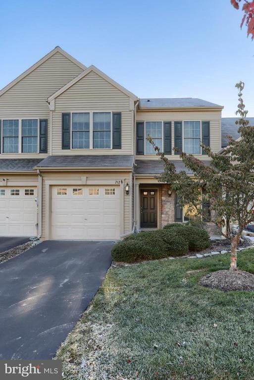 Building Photo - 712 Creekside Dr