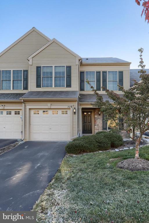 Primary Photo - 712 Creekside Dr