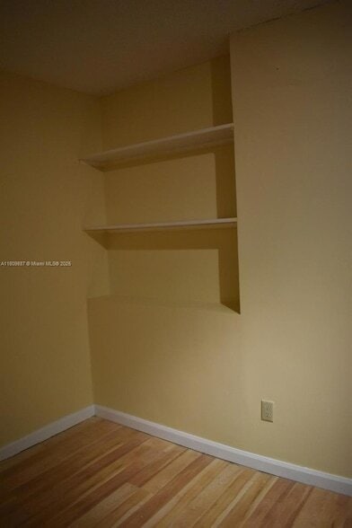 Building Photo - 6039 Collins Ave