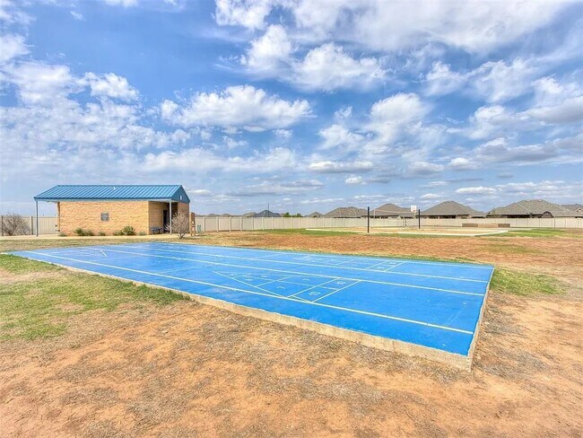 Building Photo - 1391 Hickory Trl