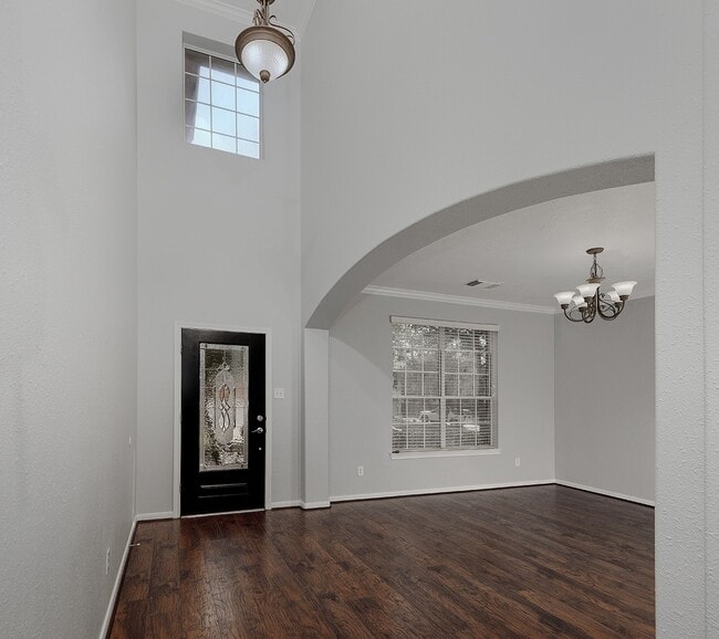 Building Photo - 131 S Spinning Wheel Cir