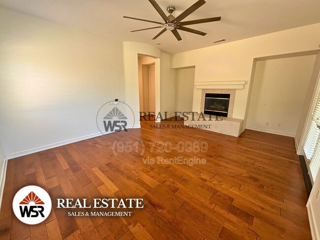 Building Photo - 18691 Oak Park Dr