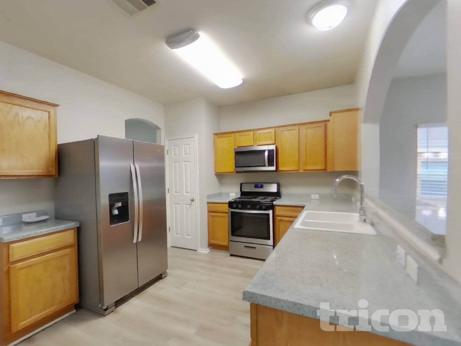 Building Photo - 705 Pampas Ricas Dr