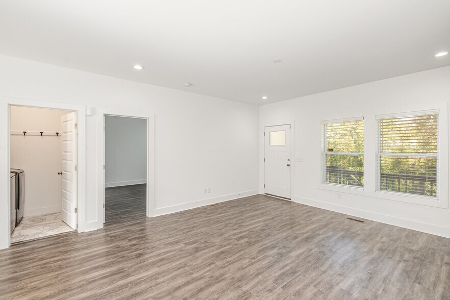 Building Photo - 4341 Goins Rd