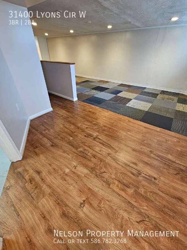 Building Photo - 31400 Lyons Cir W