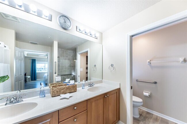 Building Photo - 3322 Purple Martin Dr