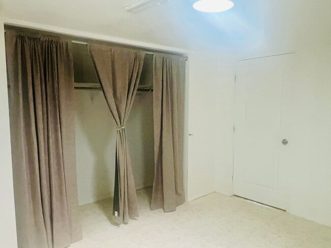 Building Photo - Charming 3-Bedroom Home with Wood Ceilings...