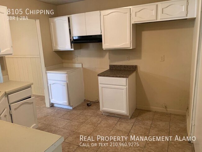 Building Photo - 8105 Chipping