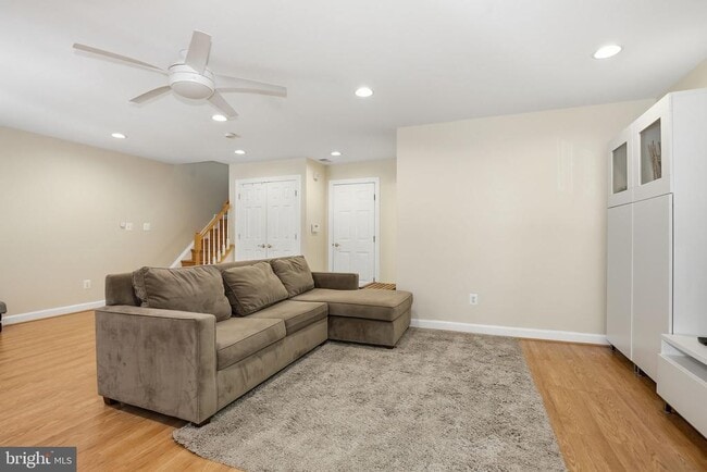 Building Photo - 3826 Elmwood Towne Way