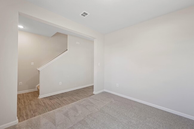Building Photo - 214 Scoter Rd