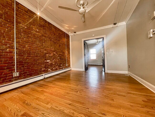 Building Photo - 559 Communipaw Ave