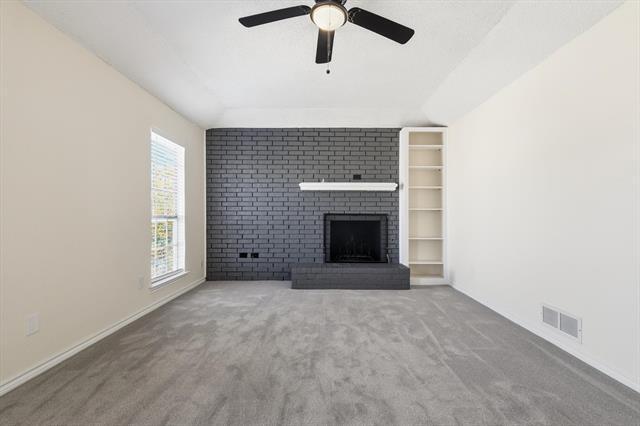 Building Photo - 2145 Willow Pl