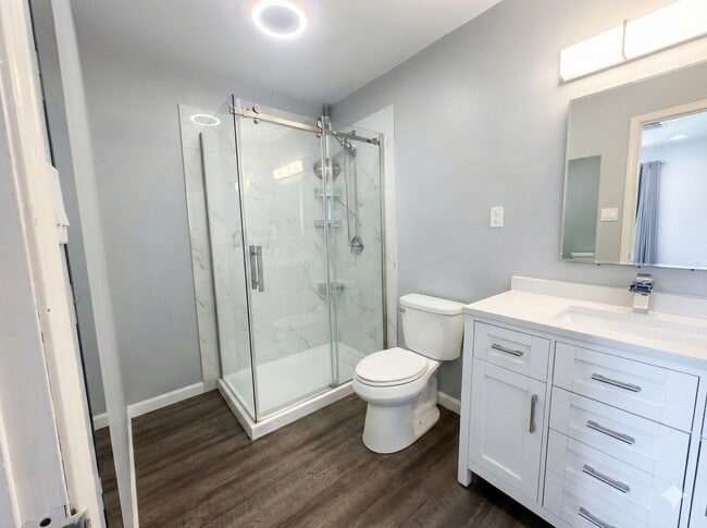 Building Photo - 2464 Pepper Dr