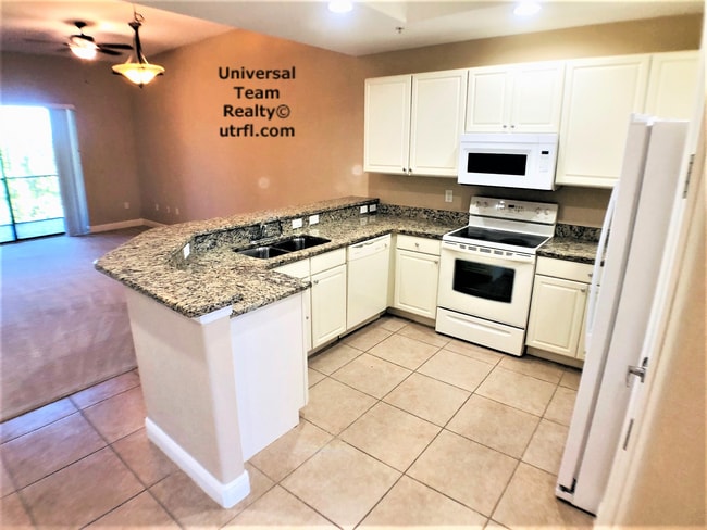 Building Photo - 13651 Julias Way