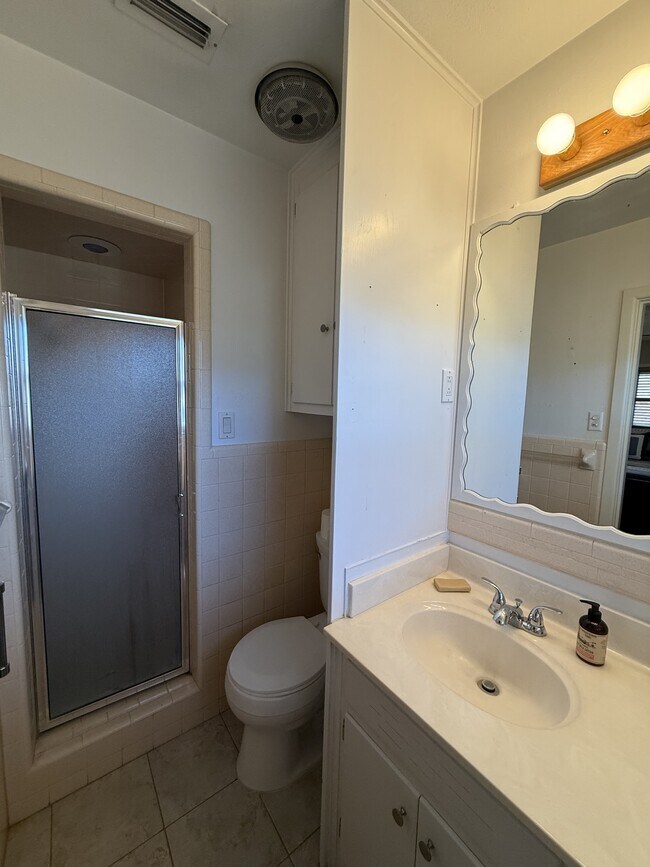 Building Photo - 2709 57th St