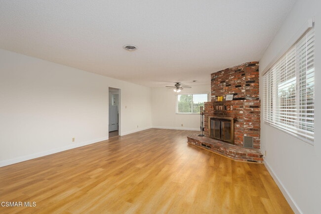 Building Photo - 130 Chisholm Trail