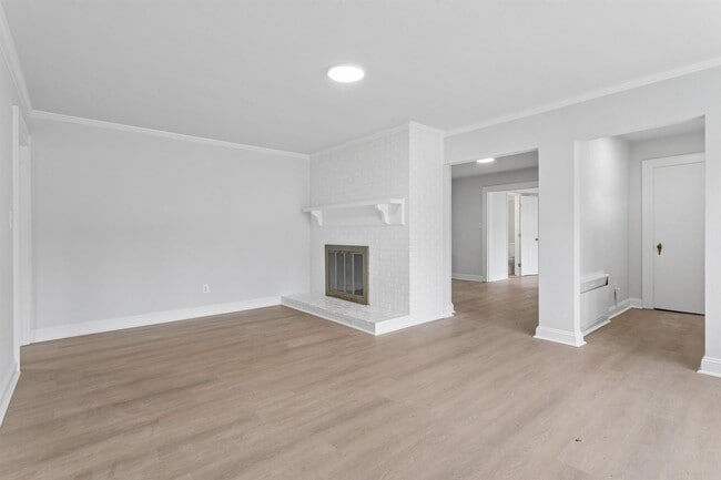 Building Photo - Single-Level 3 Bedroom Rental Near Downtown Hampton