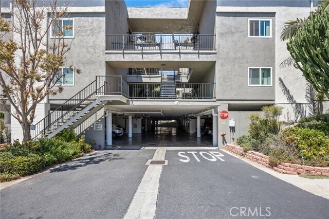 Building Photo - 2354 Via Mariposa W