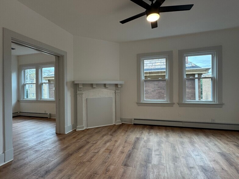 Building Photo - 23 Howard St