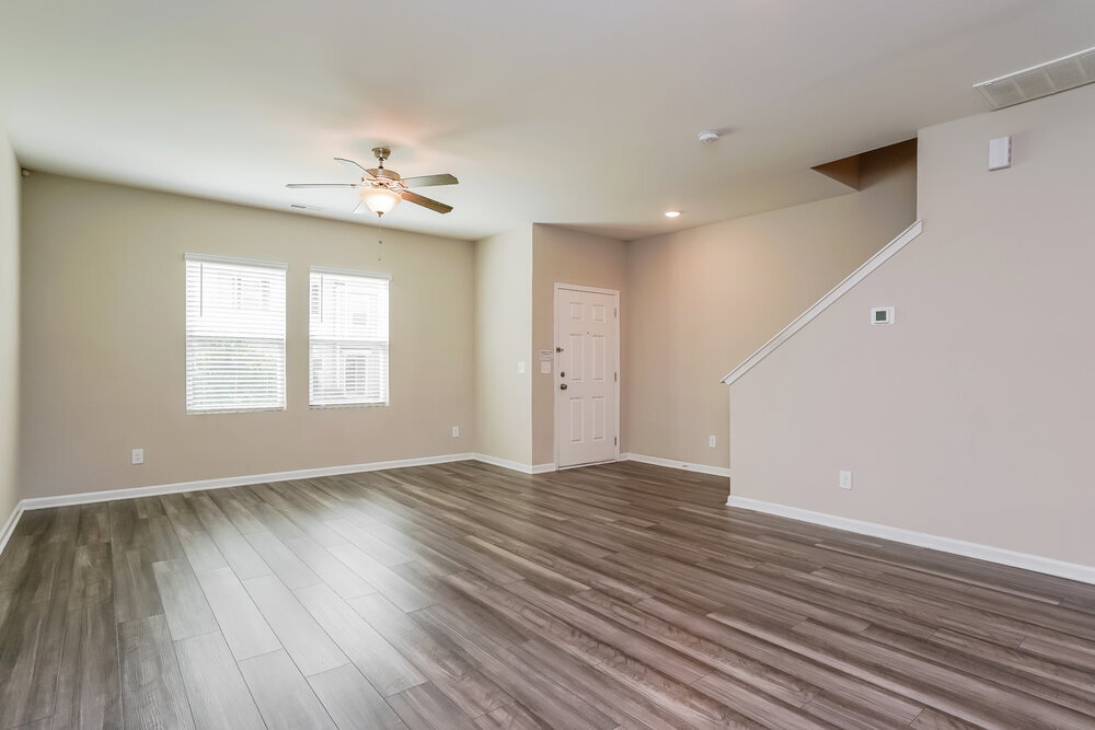 Building Photo - 542 Landing View Dr